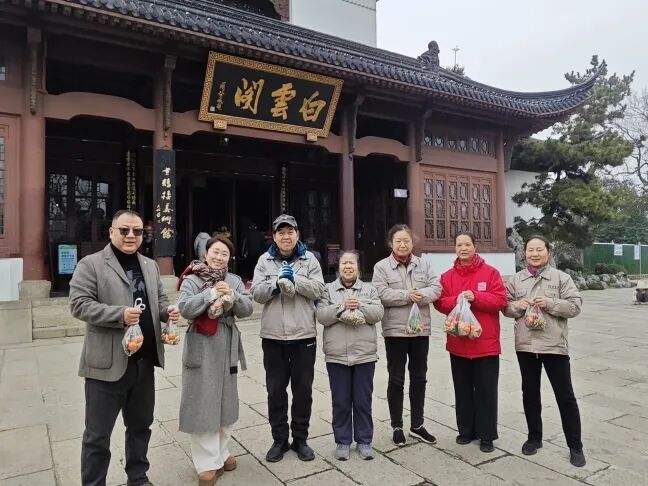 新春慰問暖人心｜江城清洗領(lǐng)導(dǎo)看望春節(jié)堅守一 線員工